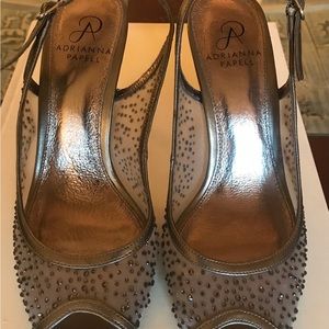Adrianna Papell Metallic Pewter Slingback Peep Toe Pumps.
